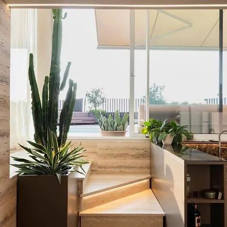 Appartamento Penthouse In The Prestigious San Siro District *