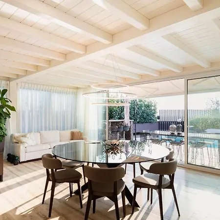 Appartamento Penthouse In The Prestigious San Siro District Milano